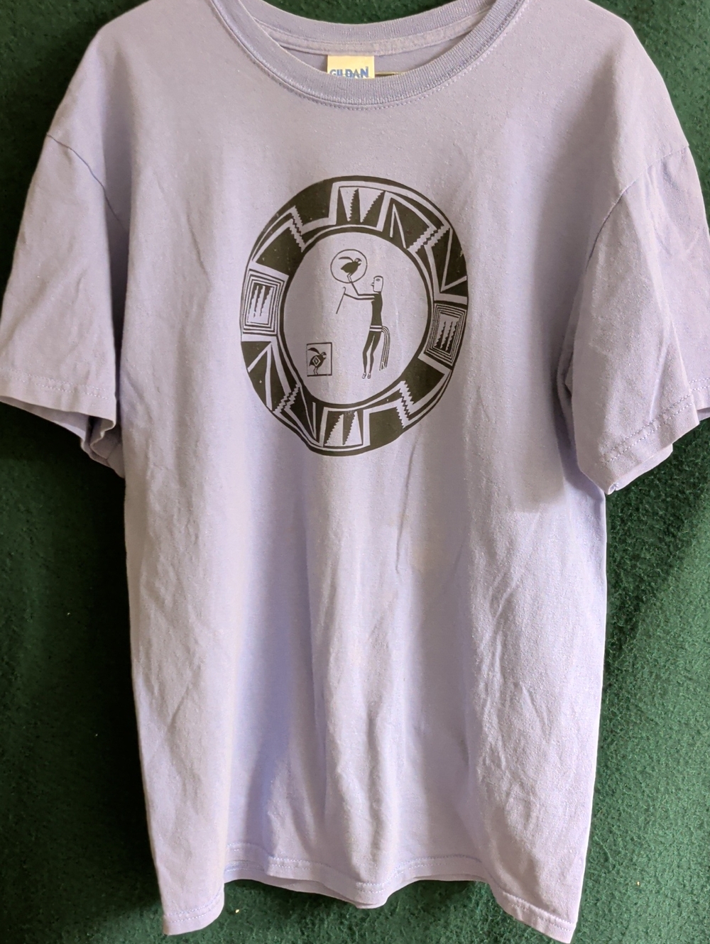 Gildan Lavender Short-Sleeve Tee with Black Circular Graphic